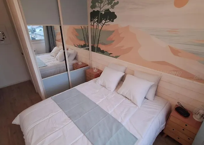 Appartamento T3 En Première Ligne Vue Bassin, Proche Commerces *